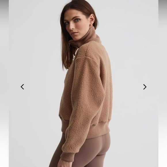 Varley Roselle Half Zip Teddy Fleece Pullover Sweatshirt Tan Size Medium - Picture 3 of 13